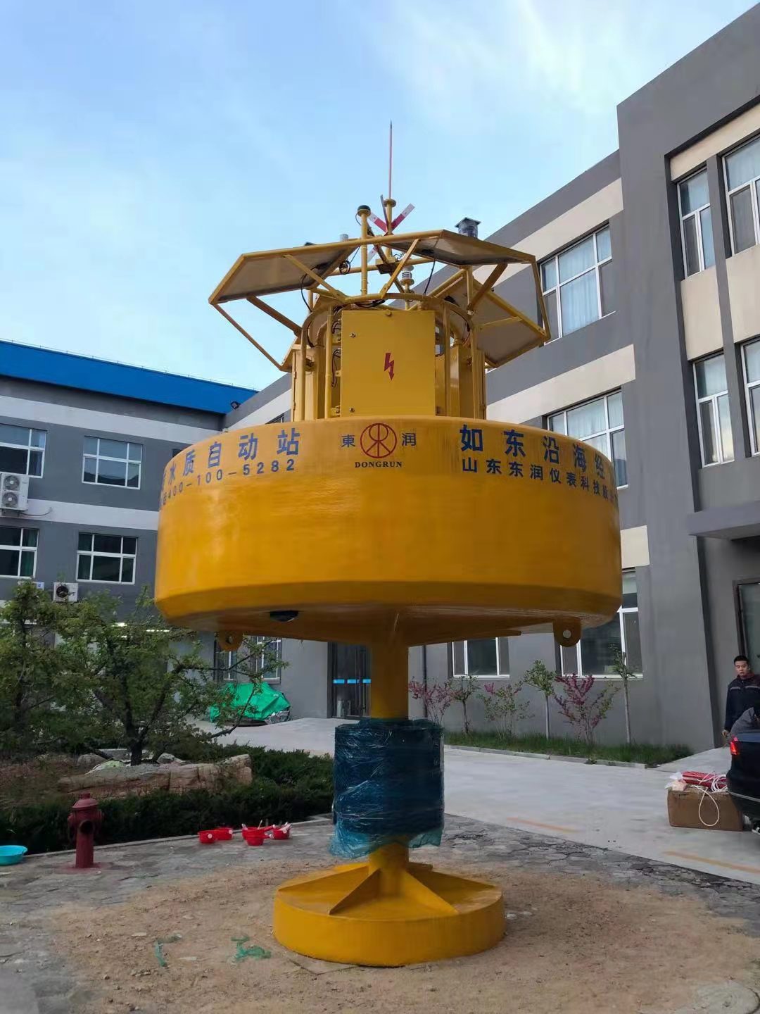 浮标涂装.jpg